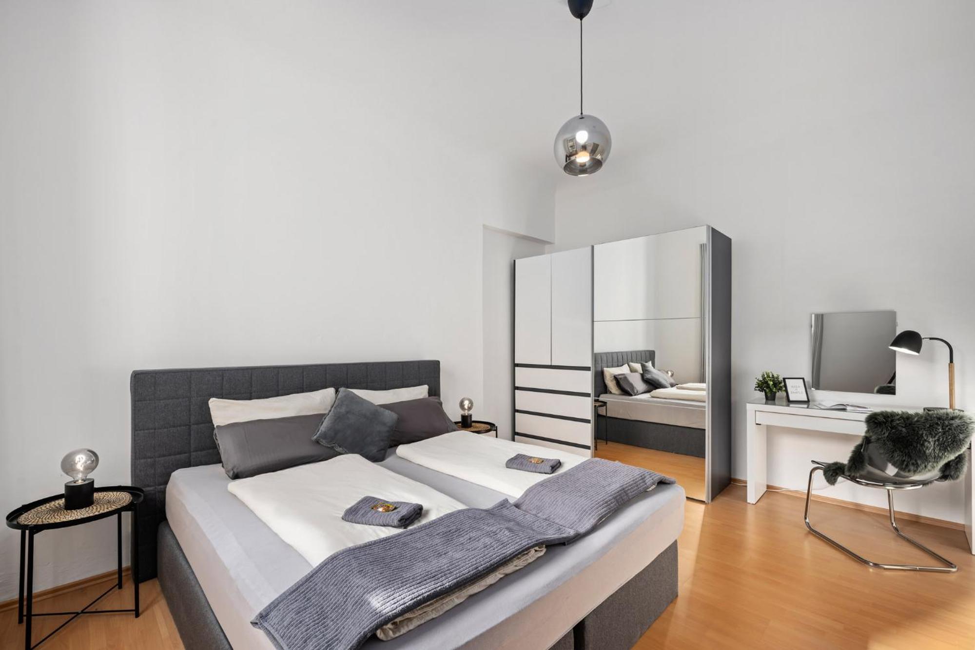 Ferienwohnung Blassdoerfer - Modernes Apartment In Bester Lage Und 93 Qm2 Bad Kissingen Luaran gambar