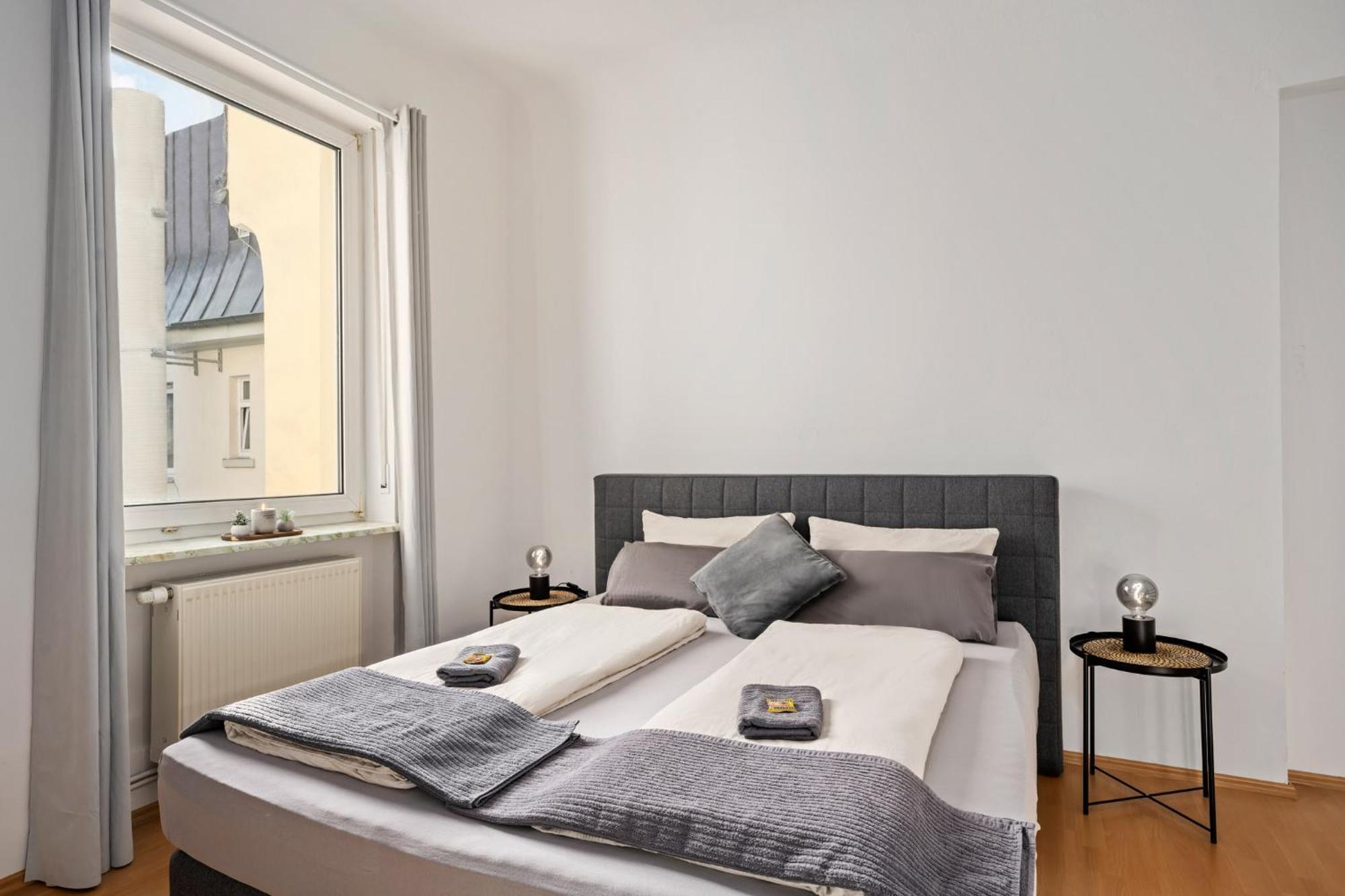 Ferienwohnung Blassdoerfer - Modernes Apartment In Bester Lage Und 93 Qm2 Bad Kissingen Luaran gambar